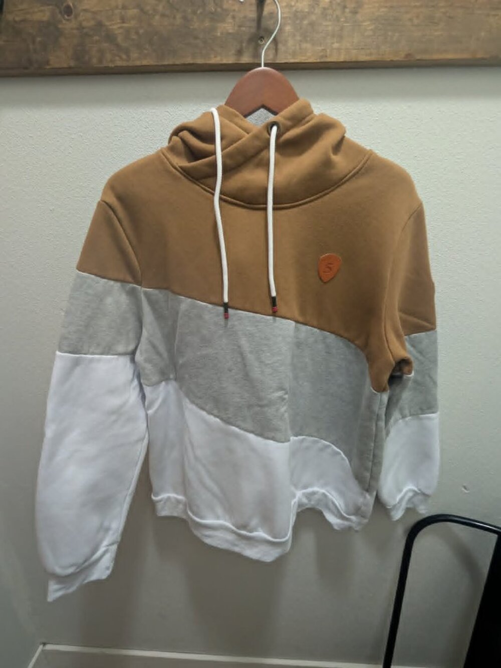 *5/$25* Women's Color block Hooded Sweathshirt - fits like XL